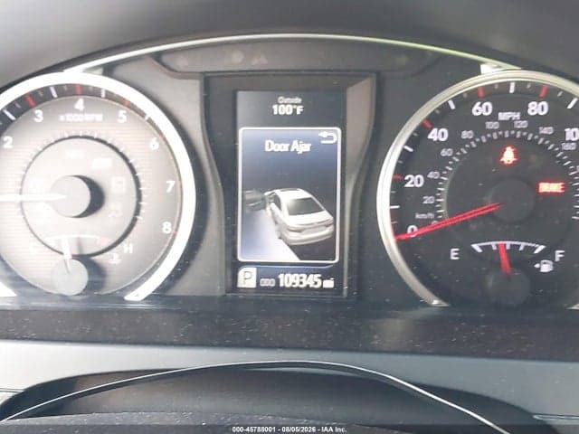 2017 TOYOTA CAMRY SE 7