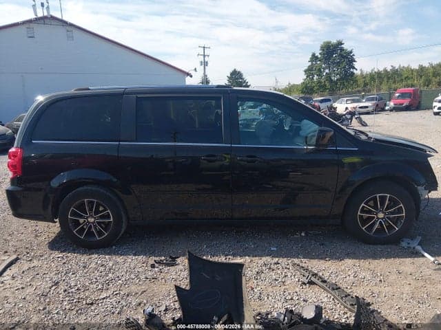 2017 DODGE GRAND CARAVAN SXT 13