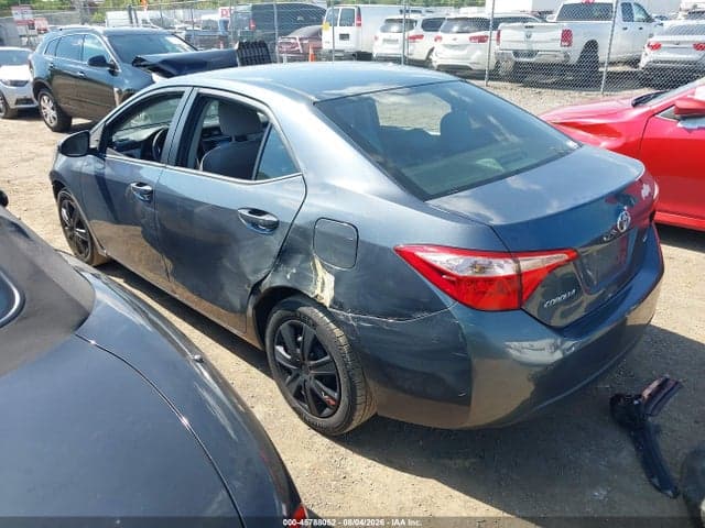 2017 TOYOTA COROLLA LE 3
