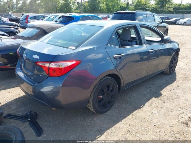 2017 TOYOTA COROLLA LE 4