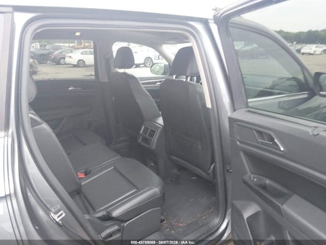 2018 VOLKSWAGEN ATLAS 3.6L V6 SEL 8
