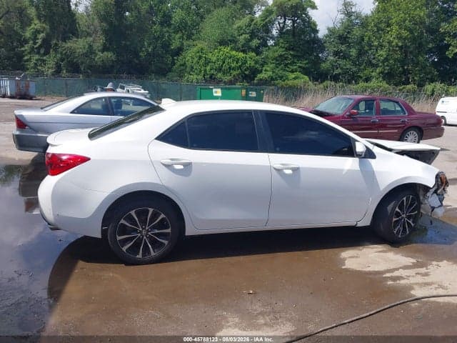 2017 TOYOTA COROLLA SE 14