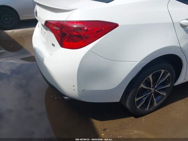 2017 TOYOTA COROLLA SE 19