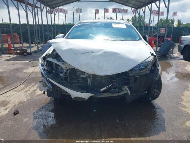 2017 TOYOTA COROLLA SE 6