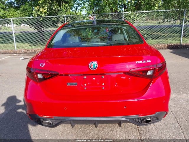 2018 ALFA ROMEO GIULIA AWD 16