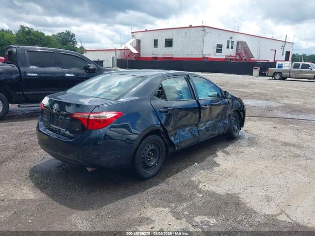 2018 TOYOTA COROLLA LE 4