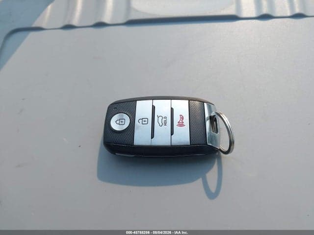 2018 KIA NIRO LX 11