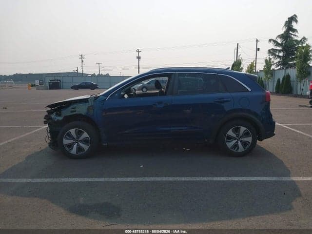 2018 KIA NIRO LX 15