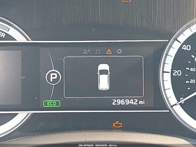 2018 KIA NIRO LX 16