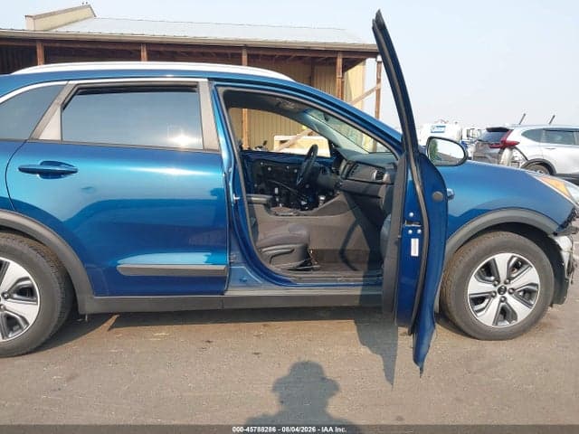 2018 KIA NIRO LX 5