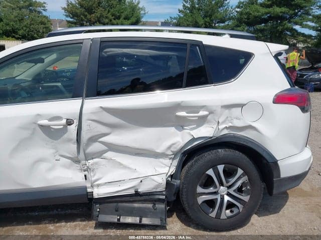 2017 TOYOTA RAV4 LE 6