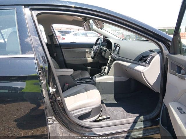 2017 HYUNDAI ELANTRA LIMITED 5