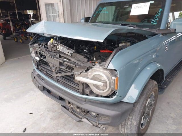 2021 FORD BRONCO OUTER BANKS 6