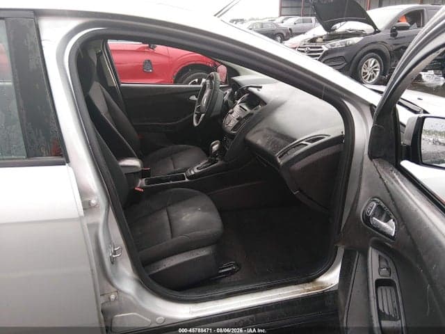 2017 FORD FOCUS SE 2