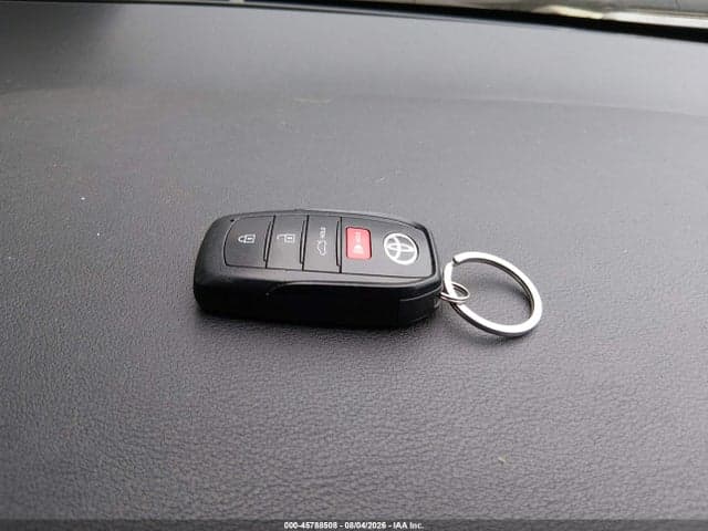 2024 TOYOTA COROLLA HYBRID SE 11