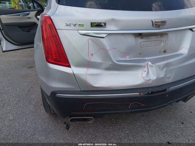 2017 CADILLAC XT5 LUXURY 6
