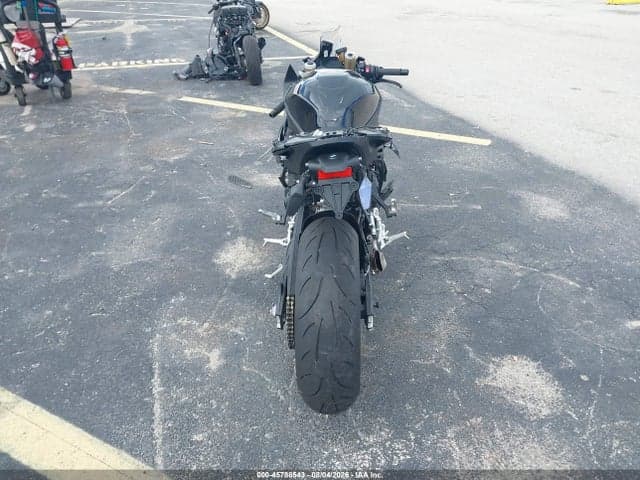 2026 BMW S 1000 RR 4