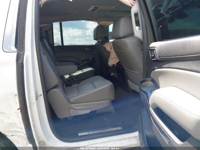 2020 CHEVROLET SUBURBAN 2WD LT 8