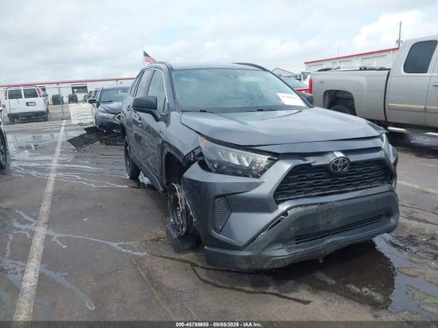 2020 TOYOTA RAV4 LE 1