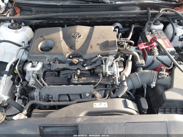 2020 TOYOTA CAMRY SE 10