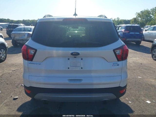 2019 FORD ESCAPE SEL 16