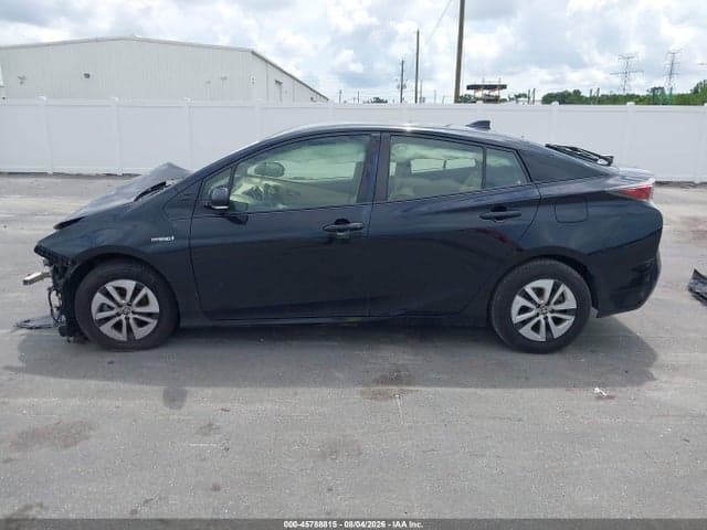 2018 TOYOTA PRIUS THREE 15