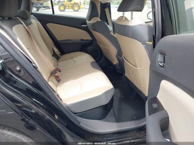 2018 TOYOTA PRIUS THREE 8