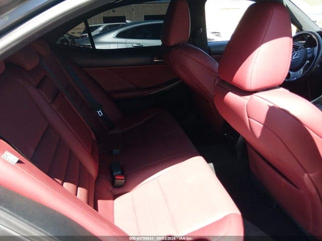 2018 LEXUS IS 300 8