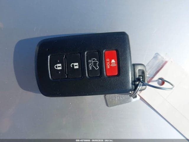 2018 TOYOTA RAV4 LIMITED 11