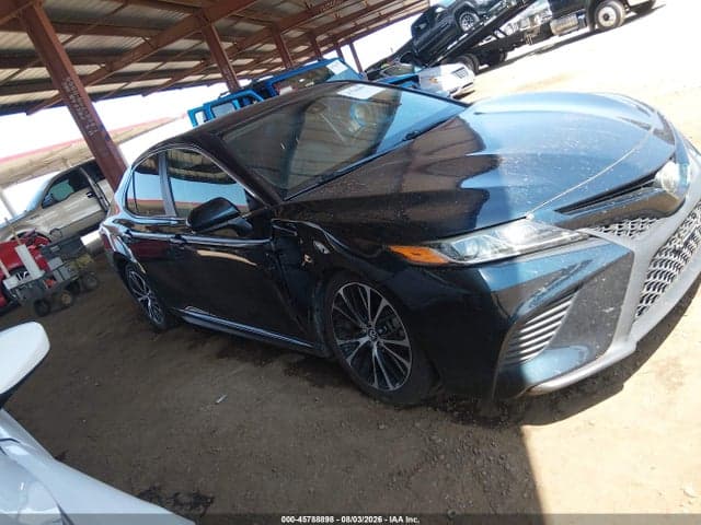 2020 TOYOTA CAMRY SE 6