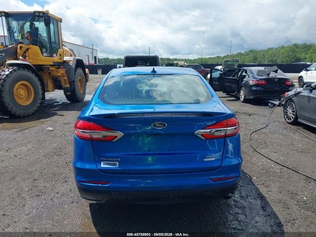 2019 FORD FUSION SE 17