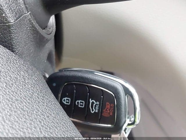 2019 HYUNDAI TUCSON SE 11