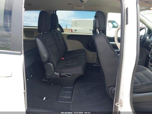 2018 DODGE GRAND CARAVAN SE 8