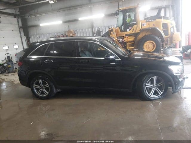2021 MERCEDES-BENZ GLC 300 4MATIC SUV 14