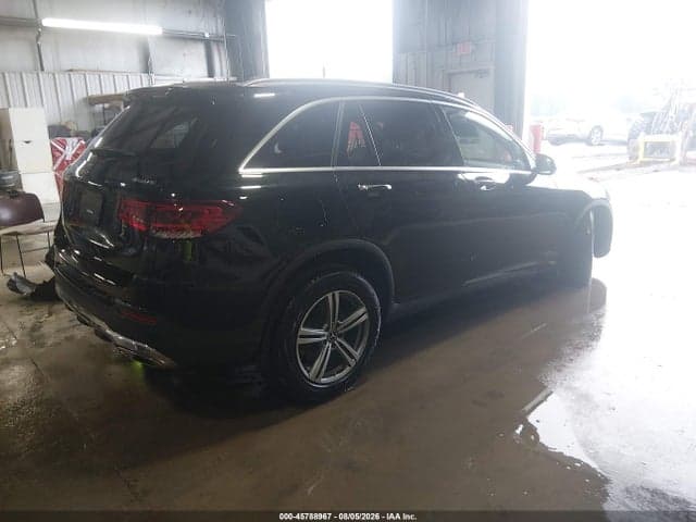 2021 MERCEDES-BENZ GLC 300 4MATIC SUV 4