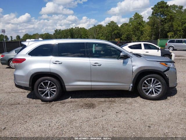 2018 TOYOTA HIGHLANDER XLE 14