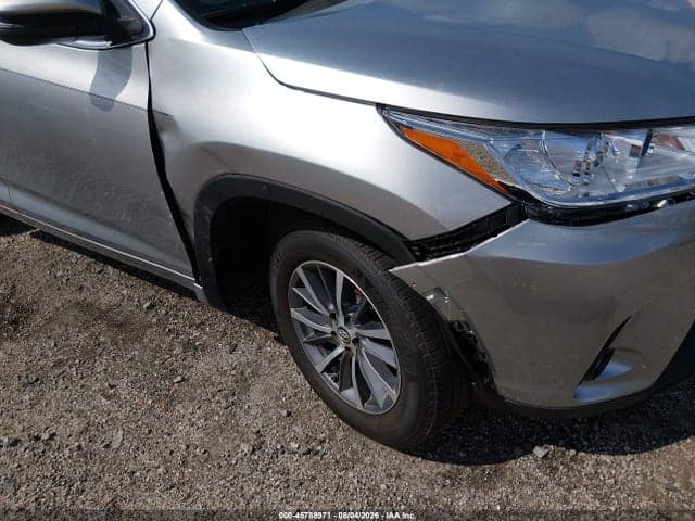 2018 TOYOTA HIGHLANDER XLE 6
