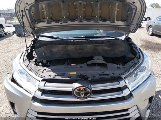 2018 TOYOTA HIGHLANDER XLE 10