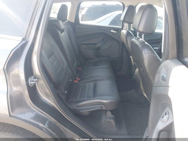 2017 FORD ESCAPE TITANIUM 8