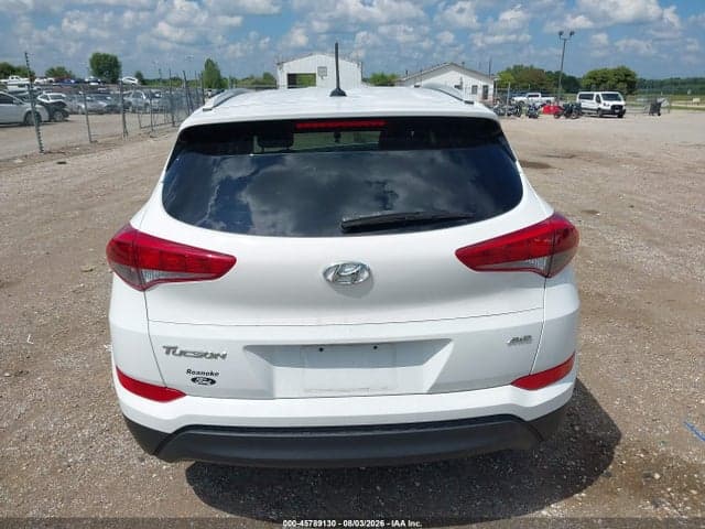 2017 HYUNDAI TUCSON SE 17