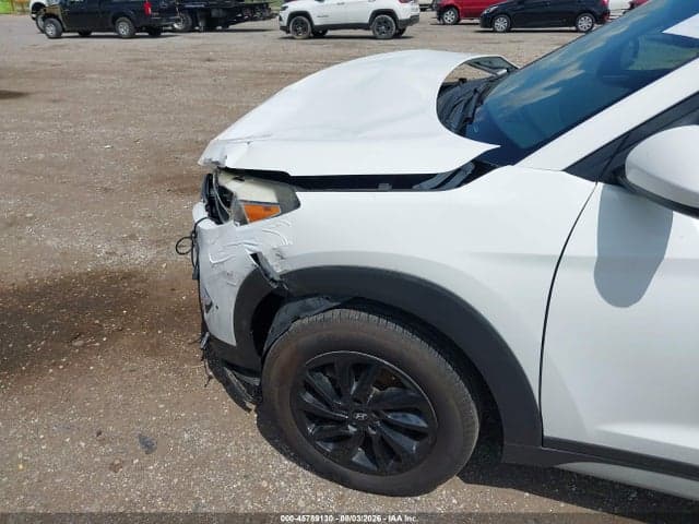 2017 HYUNDAI TUCSON SE 6