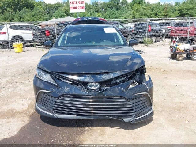 2021 TOYOTA CAMRY LE 13