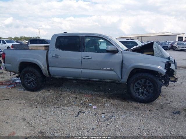 2021 TOYOTA TACOMA SR5 V6 13