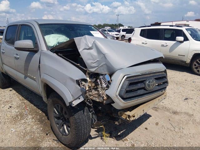 2021 TOYOTA TACOMA SR5 V6 18