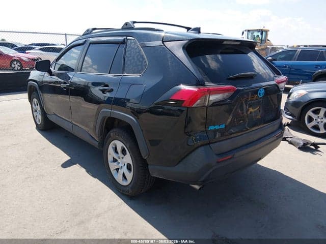 2019 TOYOTA RAV4 LE 3