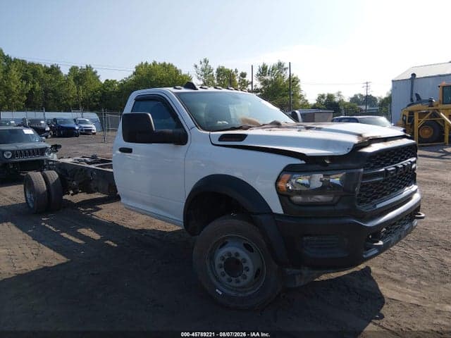 2023 RAM 5500 CHASSIS TRADESMAN/SLT 1