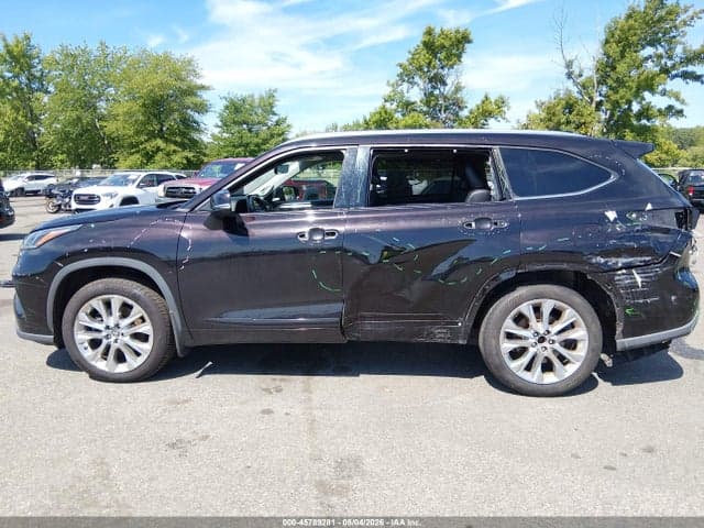 2021 TOYOTA HIGHLANDER LIMITED 14