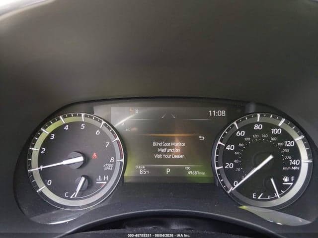2021 TOYOTA HIGHLANDER LIMITED 7