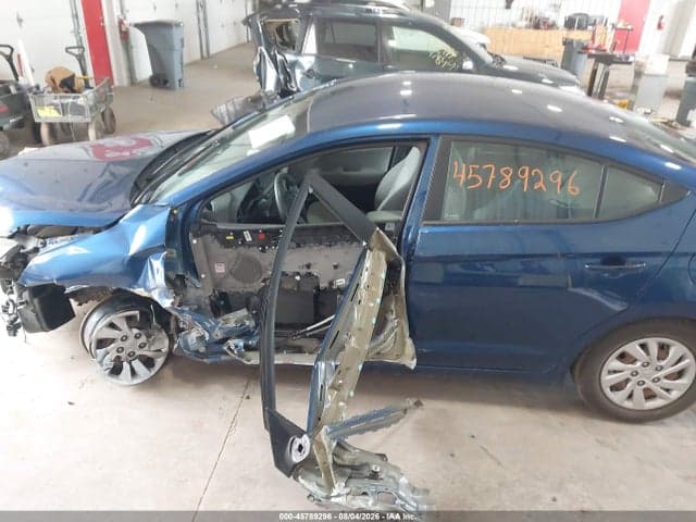 2019 HYUNDAI ELANTRA SE 14