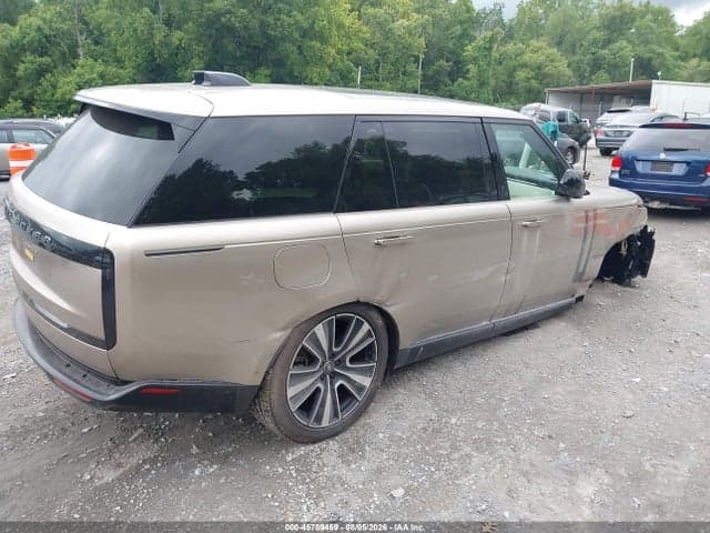 2025 LAND ROVER RANGE ROVER P530 SE 7 SEAT 4